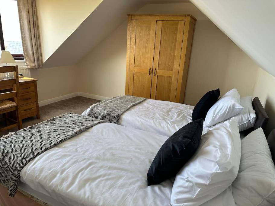Offa'S Lodge Family Home Quiet Area With Sea Views Prestatyn Buitenkant foto