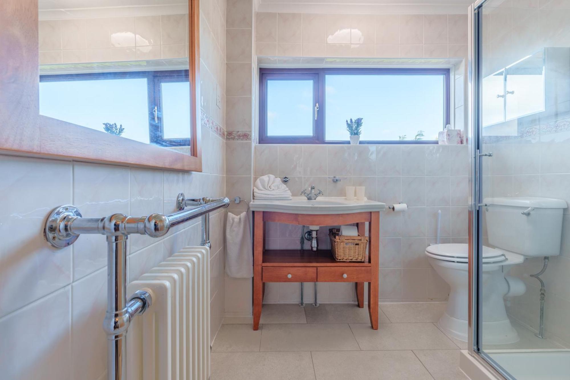 Offa'S Lodge Family Home Quiet Area With Sea Views Prestatyn Buitenkant foto