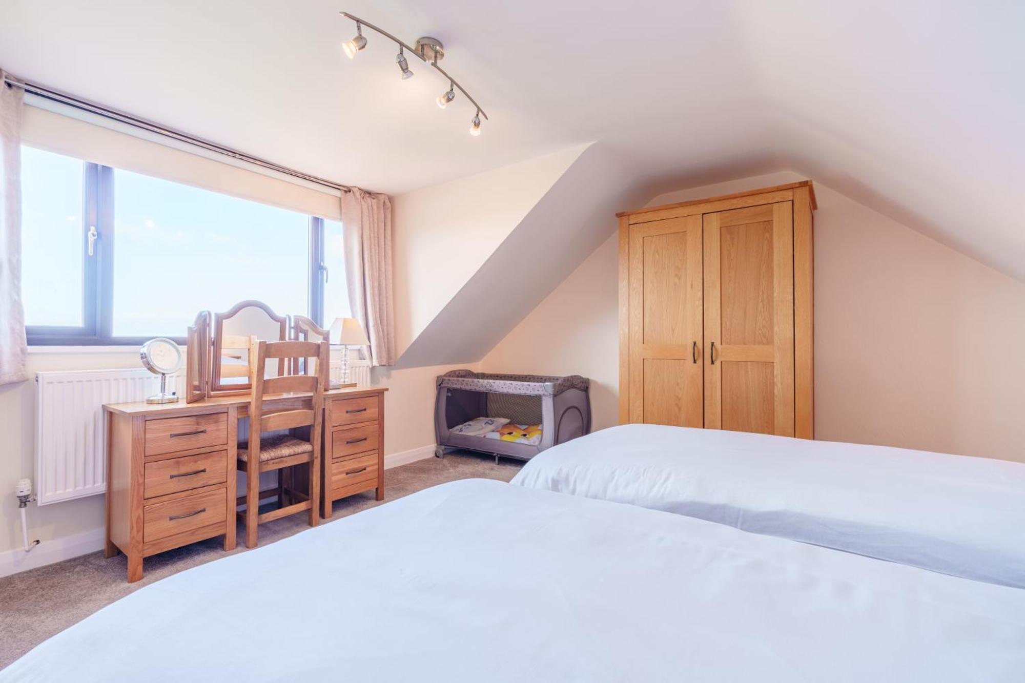 Offa'S Lodge Family Home Quiet Area With Sea Views Prestatyn Buitenkant foto