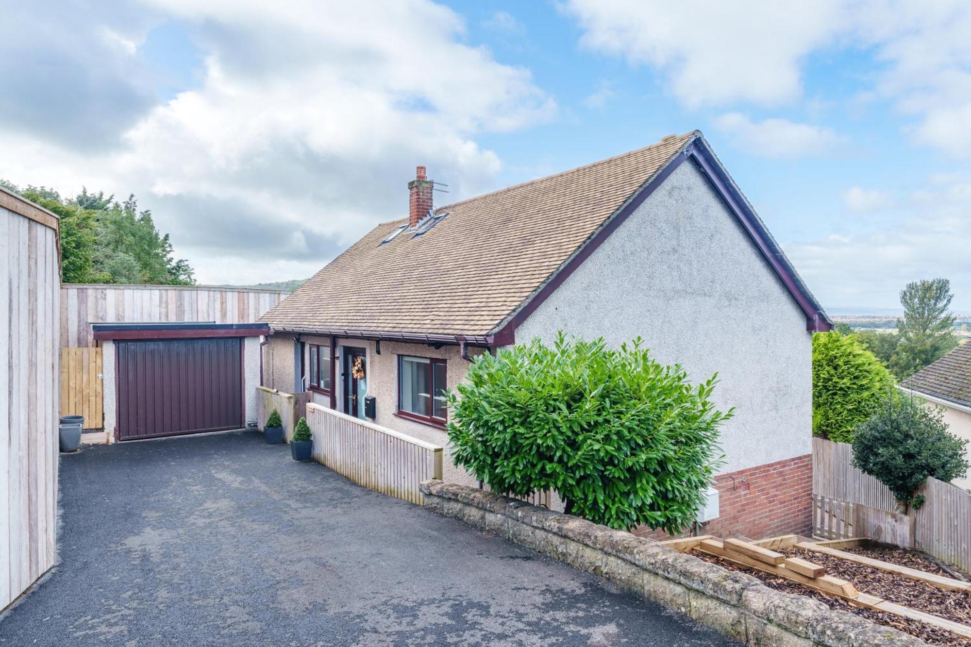 Offa'S Lodge Family Home Quiet Area With Sea Views Prestatyn Buitenkant foto